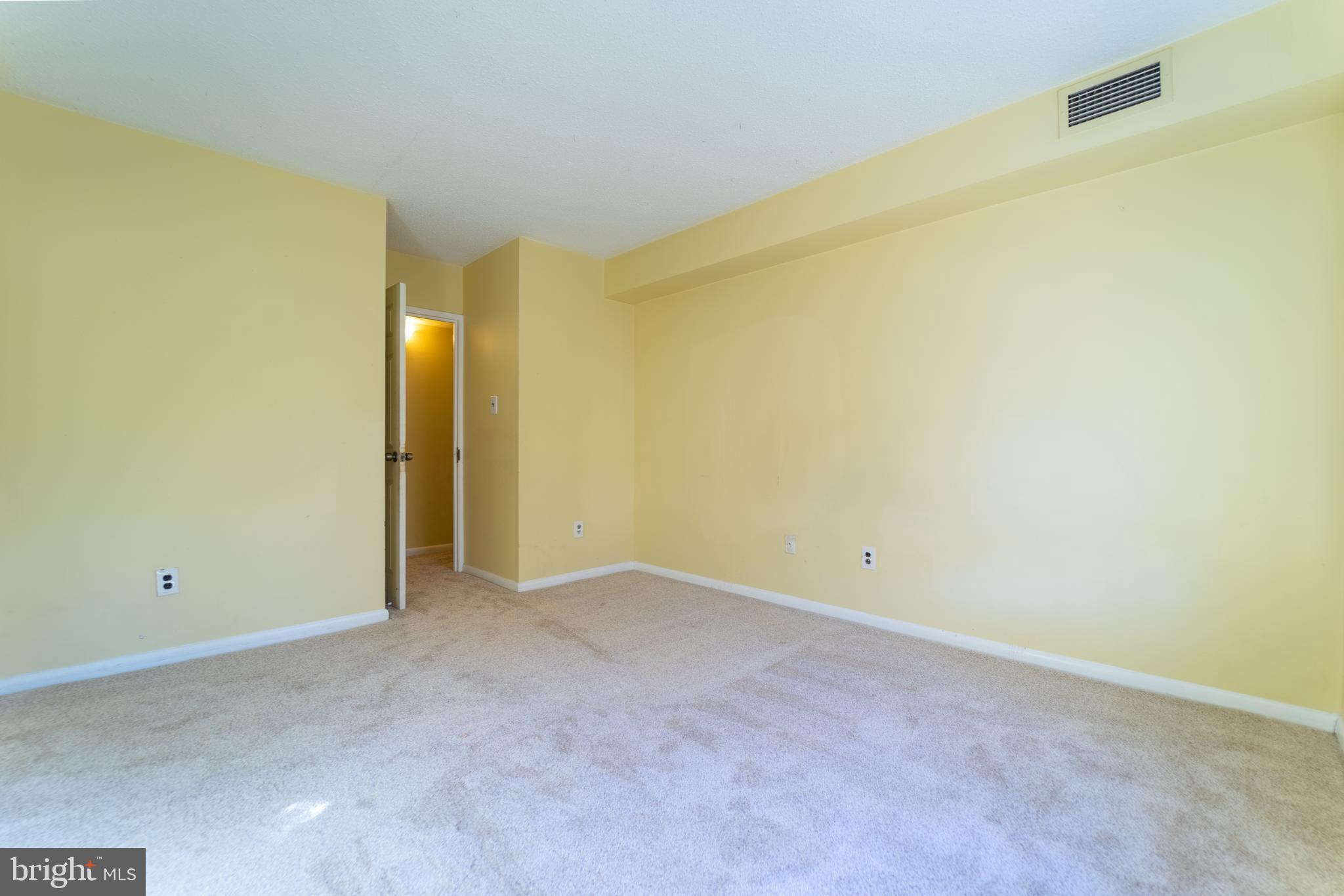 11649 Stoneview Square, Unit 11C Reston, VA 20191 - Photo 22 of 35 Gallery Image 22
