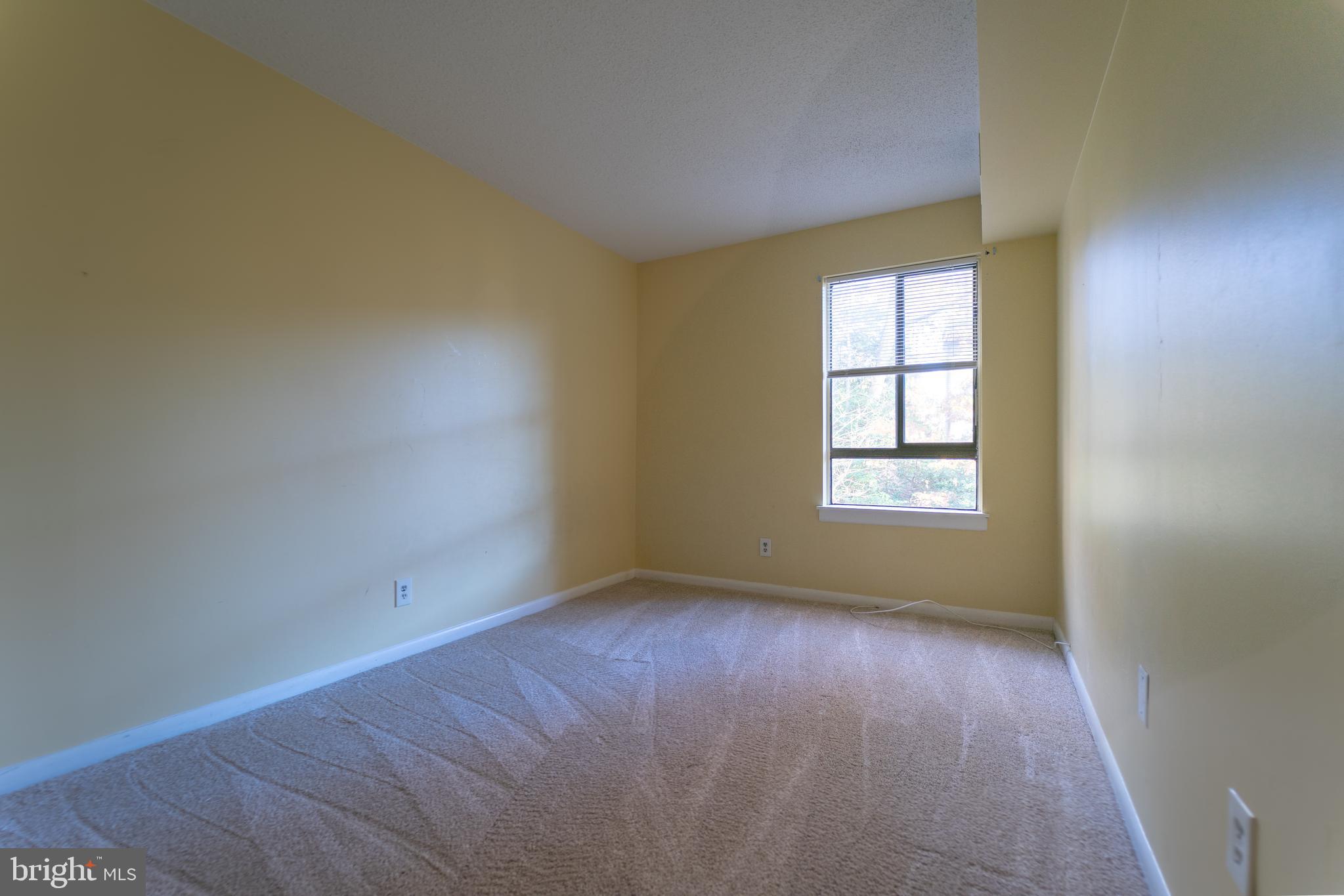 11649 Stoneview Square, Unit 11C Reston, VA 20191 - Photo 27 of 35 Gallery Image 27