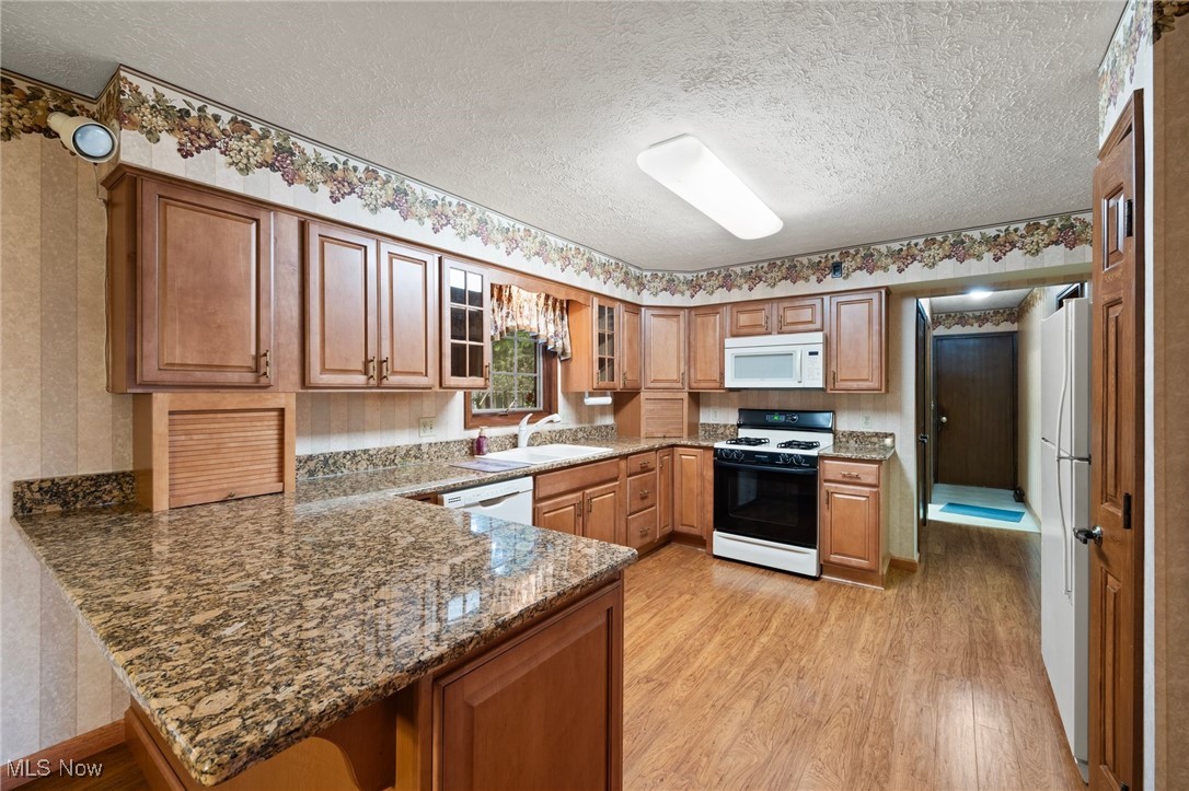 32965 Detroit Road Avon, OH 44011 - Photo 11 of 39