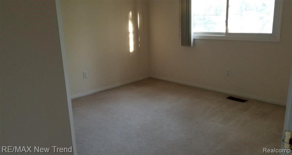 185 Coolidge Road Birmingham, MI 48009 - Photo 7 of 14