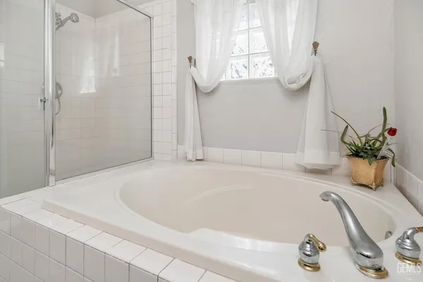 $415,000 | Undisclosed Address, Bakersfield, CA 93312