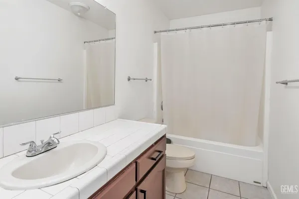 $415,000 | Undisclosed Address, Bakersfield, CA 93312