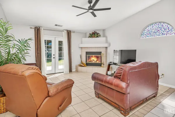 $415,000 | Undisclosed Address, Bakersfield, CA 93312