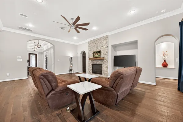 $3,800 | 32607 Wingfoot Circle, Fulshear, TX 77441