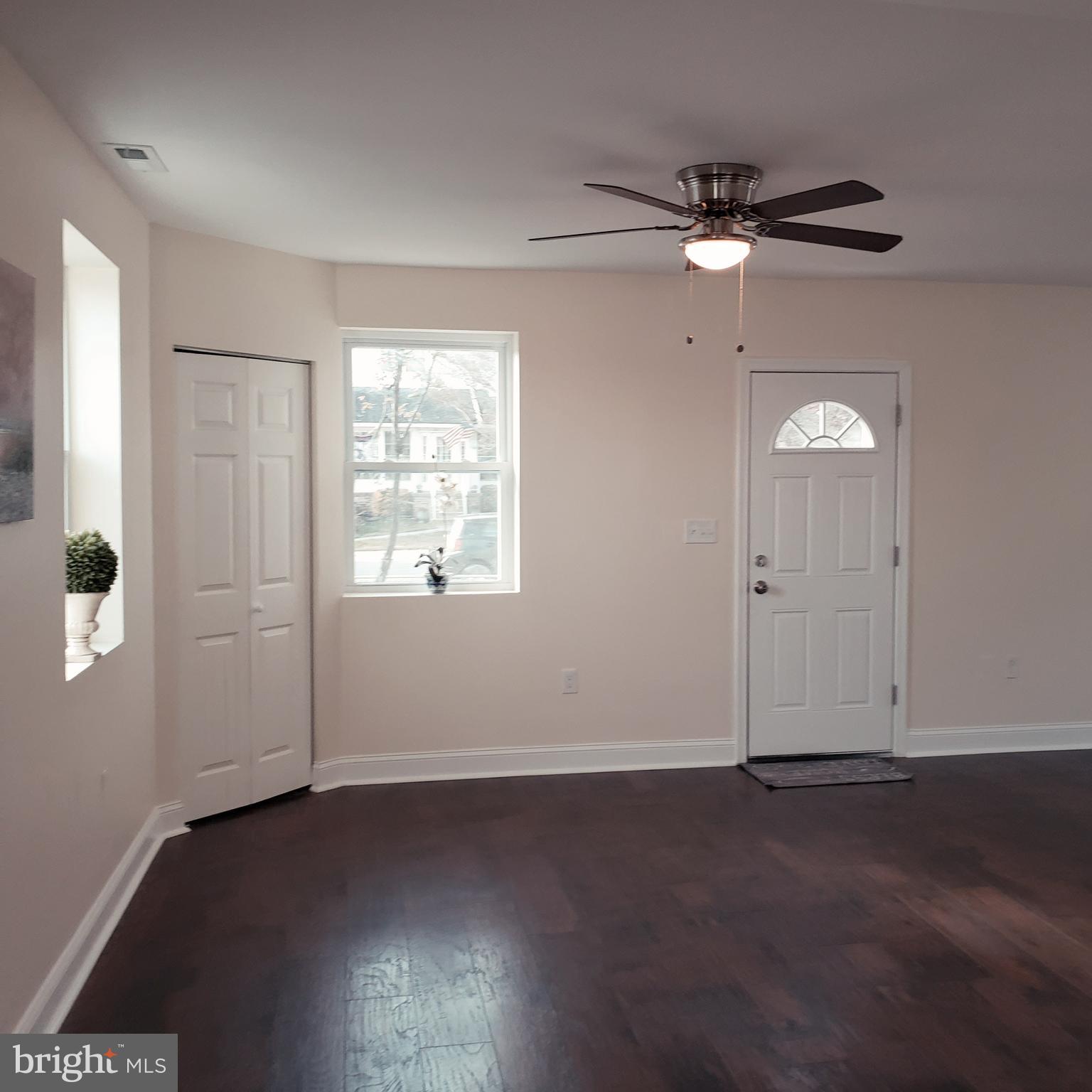 2902 West Woodwell Road Baltimore, MD 21222 - Photo 12 of 32
