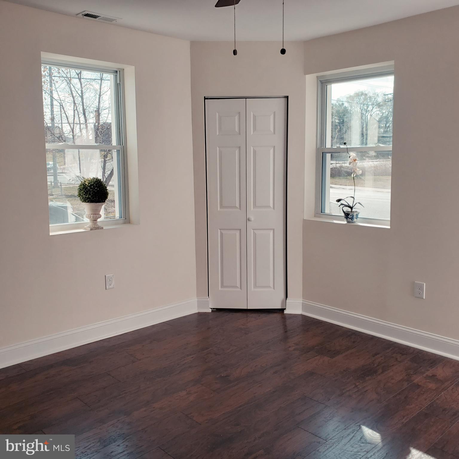 2902 West Woodwell Road Baltimore, MD 21222 - Photo 14 of 32