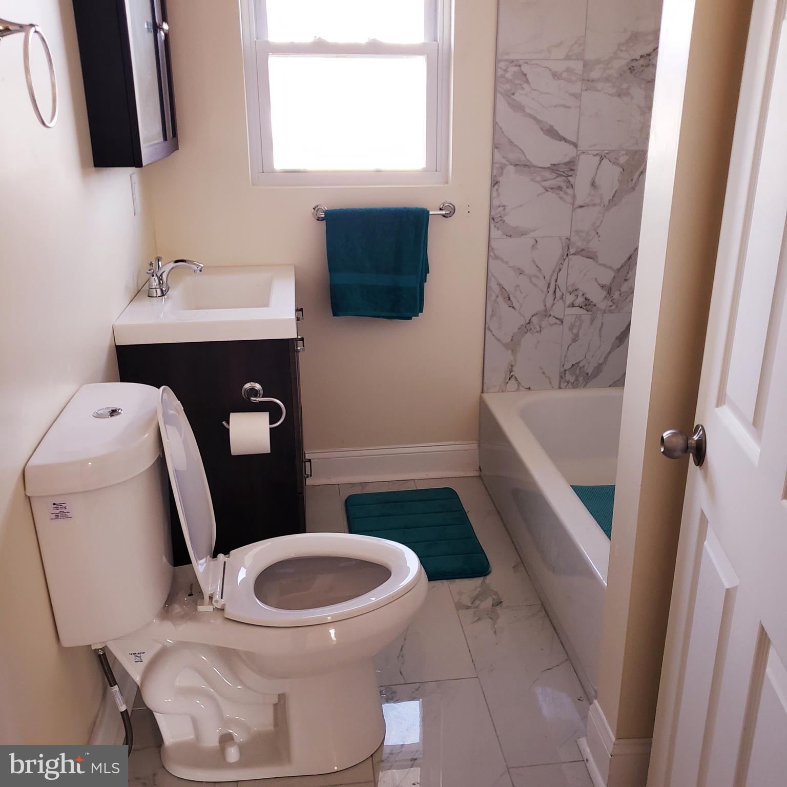2902 West Woodwell Road Baltimore, MD 21222 - Photo 15 of 32