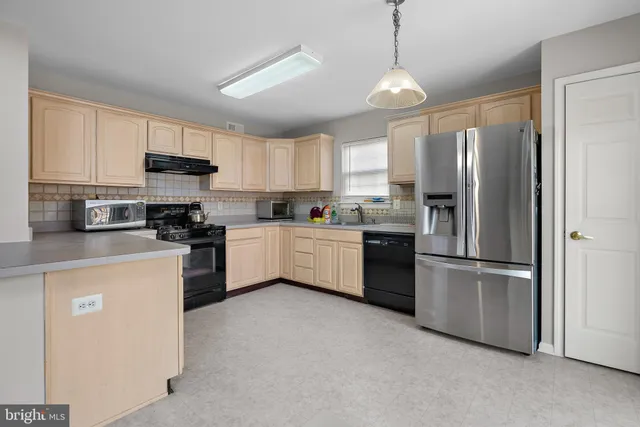 $3,600 | 123 Hearthstone Lane, Marlton, NJ 08053