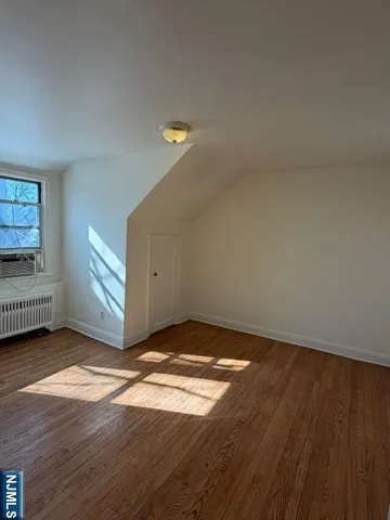 $1,900 | 735 Elm Avenue, Unit 5F, Teaneck, NJ 07666