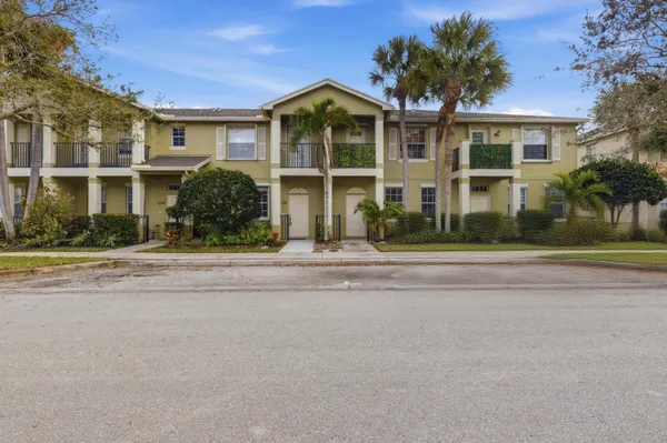 $1,900 | 2124 Southeast Eatonville Drive, Port St. Lucie, FL 34952