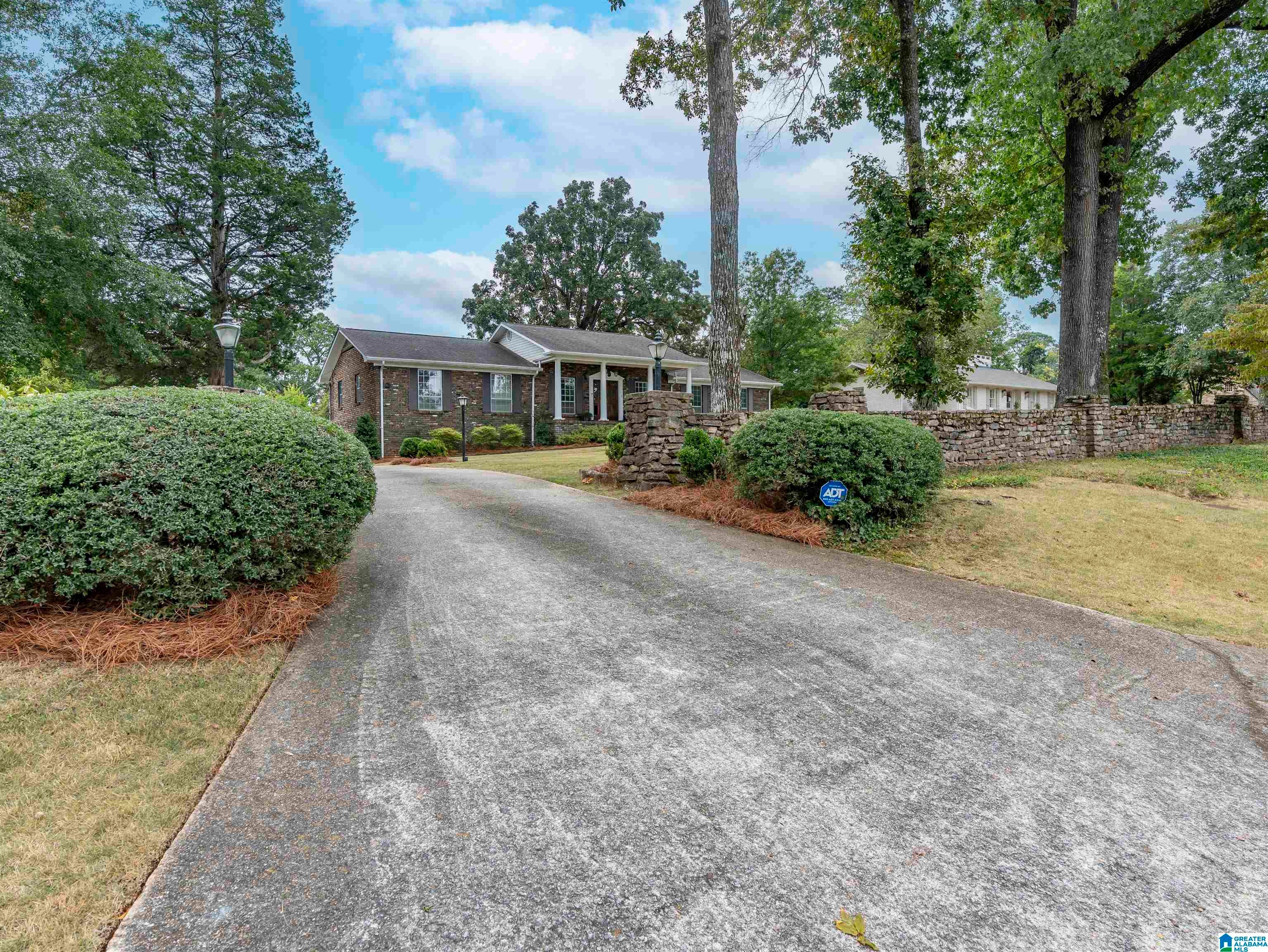 1463 Shades Crest Road Hoover, AL 35226 - Photo 65 of 69 Gallery Image 65