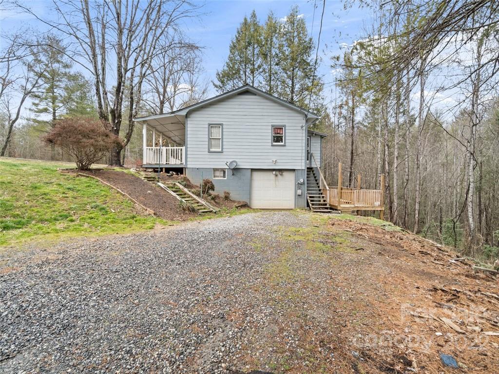 4426 Piedmont Road Morganton, NC 28655 - Photo 4 of 20 Gallery Image 4