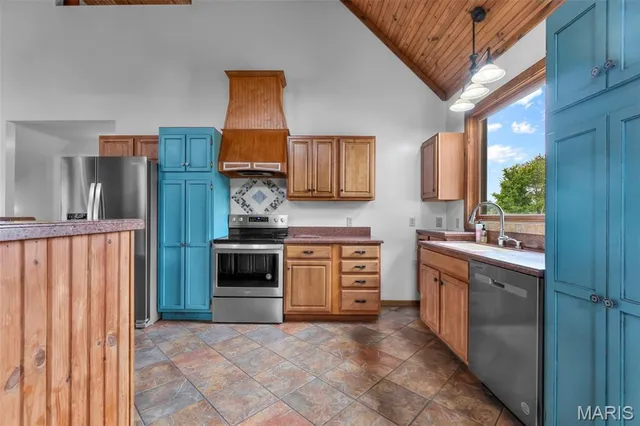 $630,000 | 25097 Highway 25, Bloomfield, MO 63825