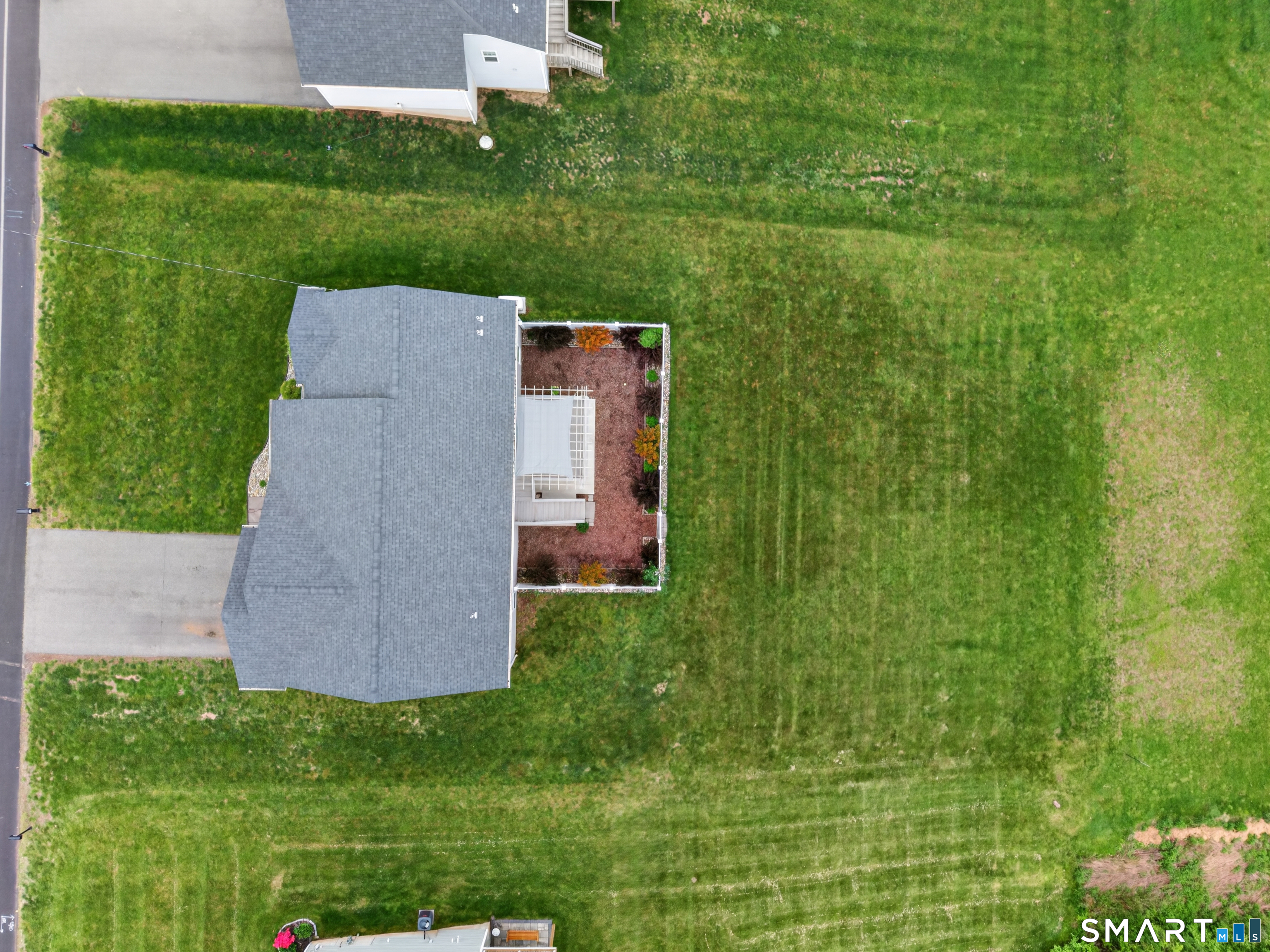 650 Ridgewood Road Middletown, CT 06457 - Photo 40 of 40 a aerial view of a house