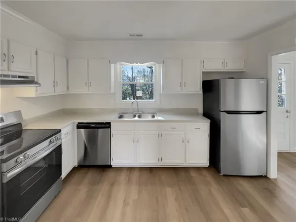 $265,000 | 5908 Millstone Lane, Pfafftown, NC 27040