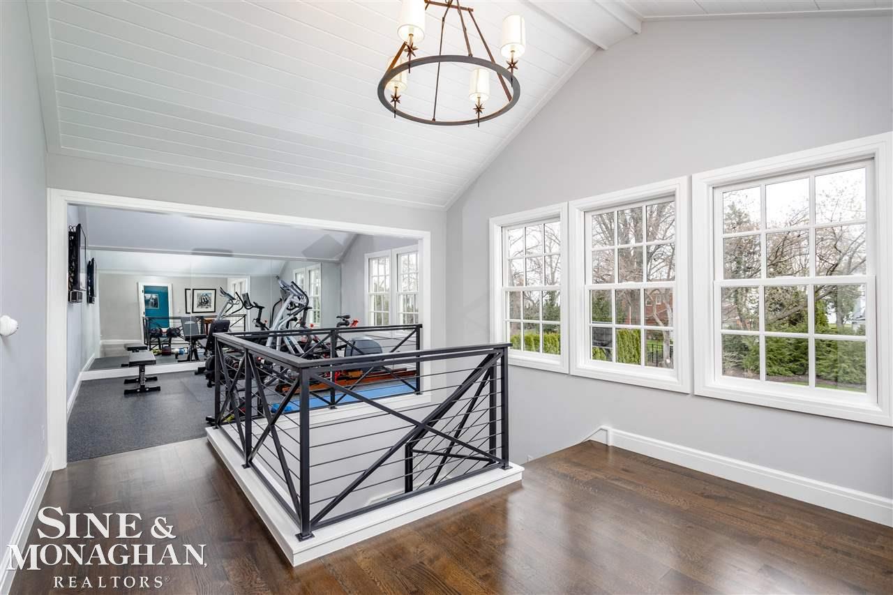 570 Shelden Road Grosse Pointe Shores, MI 48236 - Photo 27 of 66