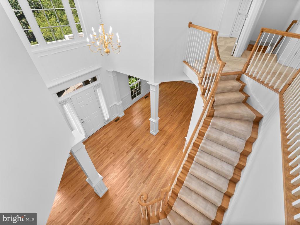 11401 Ridge Mist Terrace Potomac, MD 20854 - Photo 5 of 49 Gallery Image 5