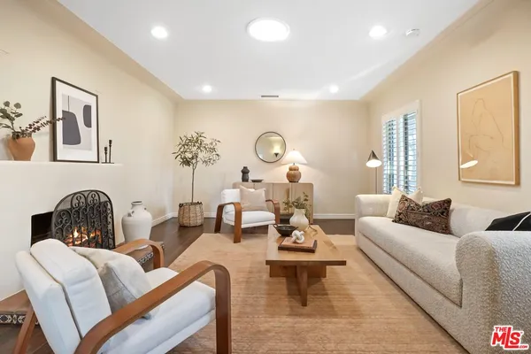 $1,699,000 | 11593 Kling Street, Valley Village, CA 91602