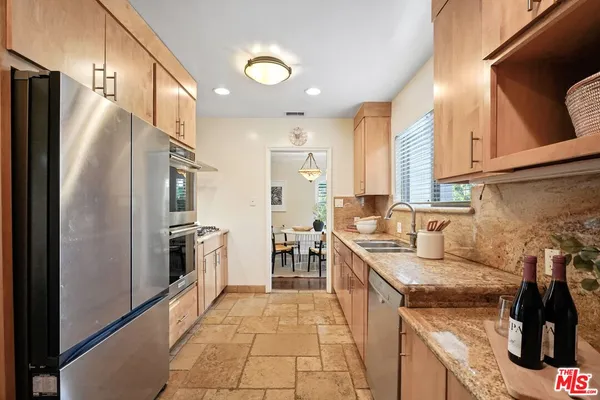 $1,699,000 | 11593 Kling Street, Valley Village, CA 91602