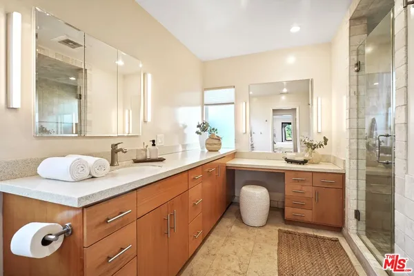 $1,699,000 | 11593 Kling Street, Valley Village, CA 91602