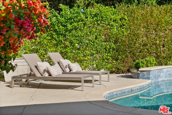$1,699,000 | 11593 Kling Street, Valley Village, CA 91602