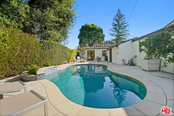 $1,699,000 | 11593 Kling Street, Valley Village, CA 91602