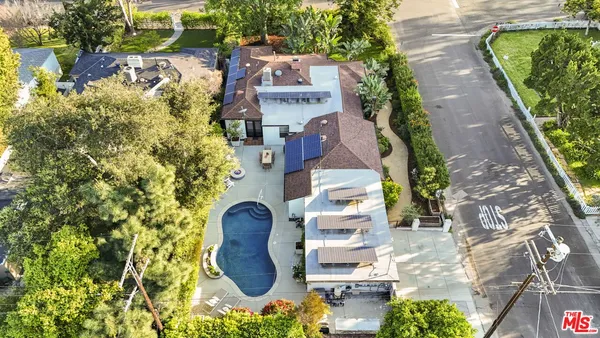 $1,699,000 | 11593 Kling Street, Valley Village, CA 91602