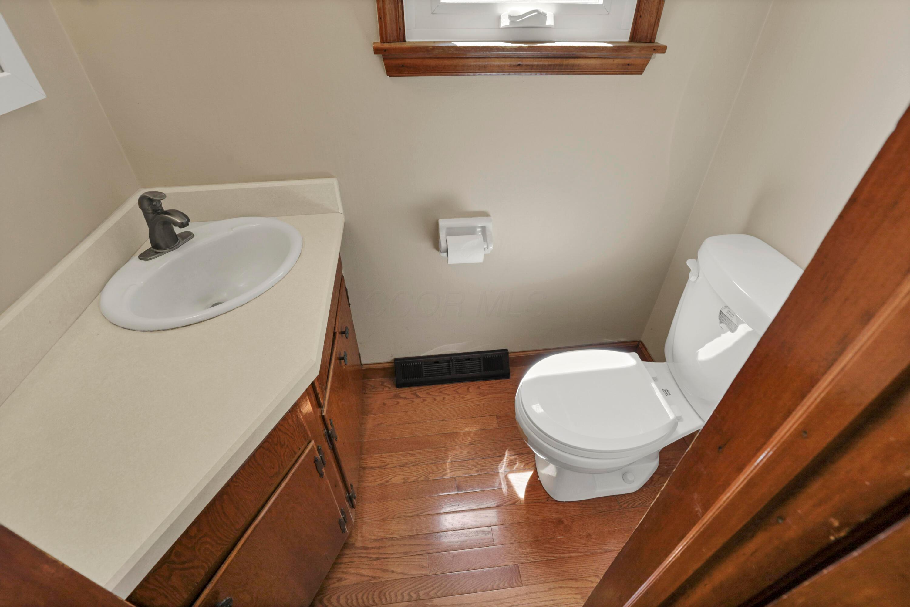 9423 London Road Orient, OH 43146 - Photo 26 of 87 download_269