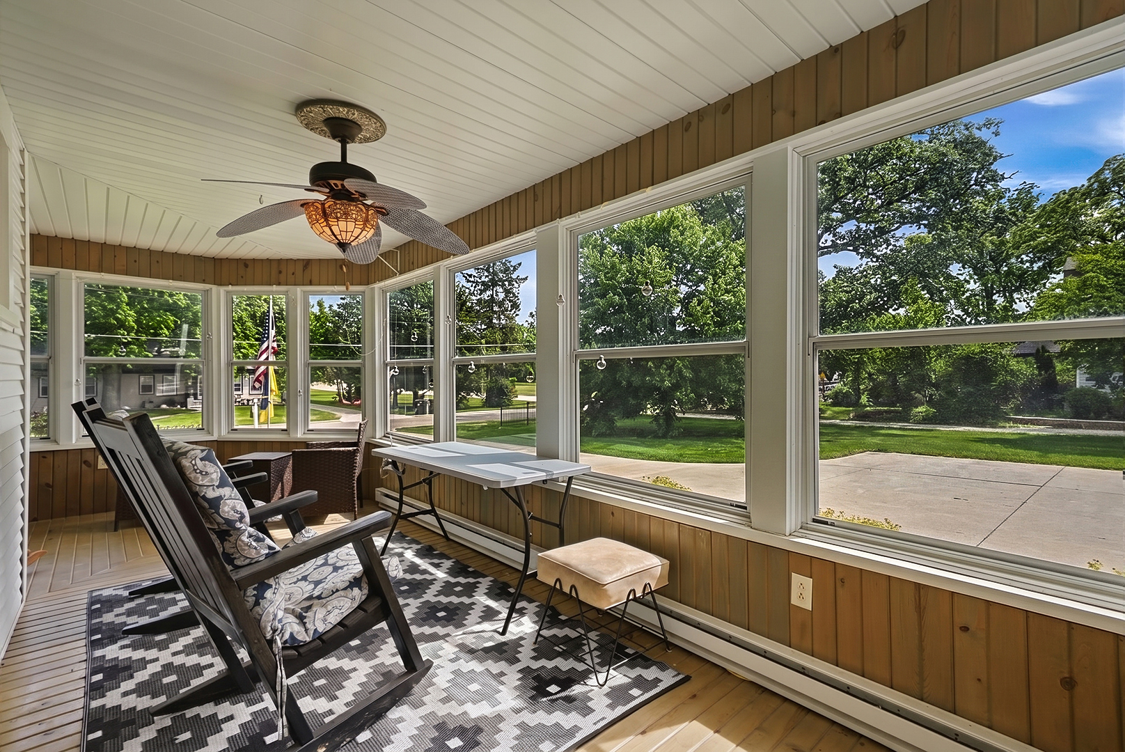 809 East Center Street Ottawa, IL 61350 - Photo 3 of 37
