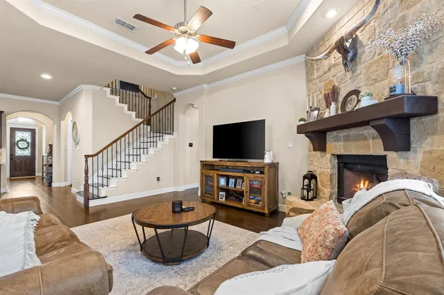 $650,000 | 1729 Halifax Street, Roanoke, TX 76262