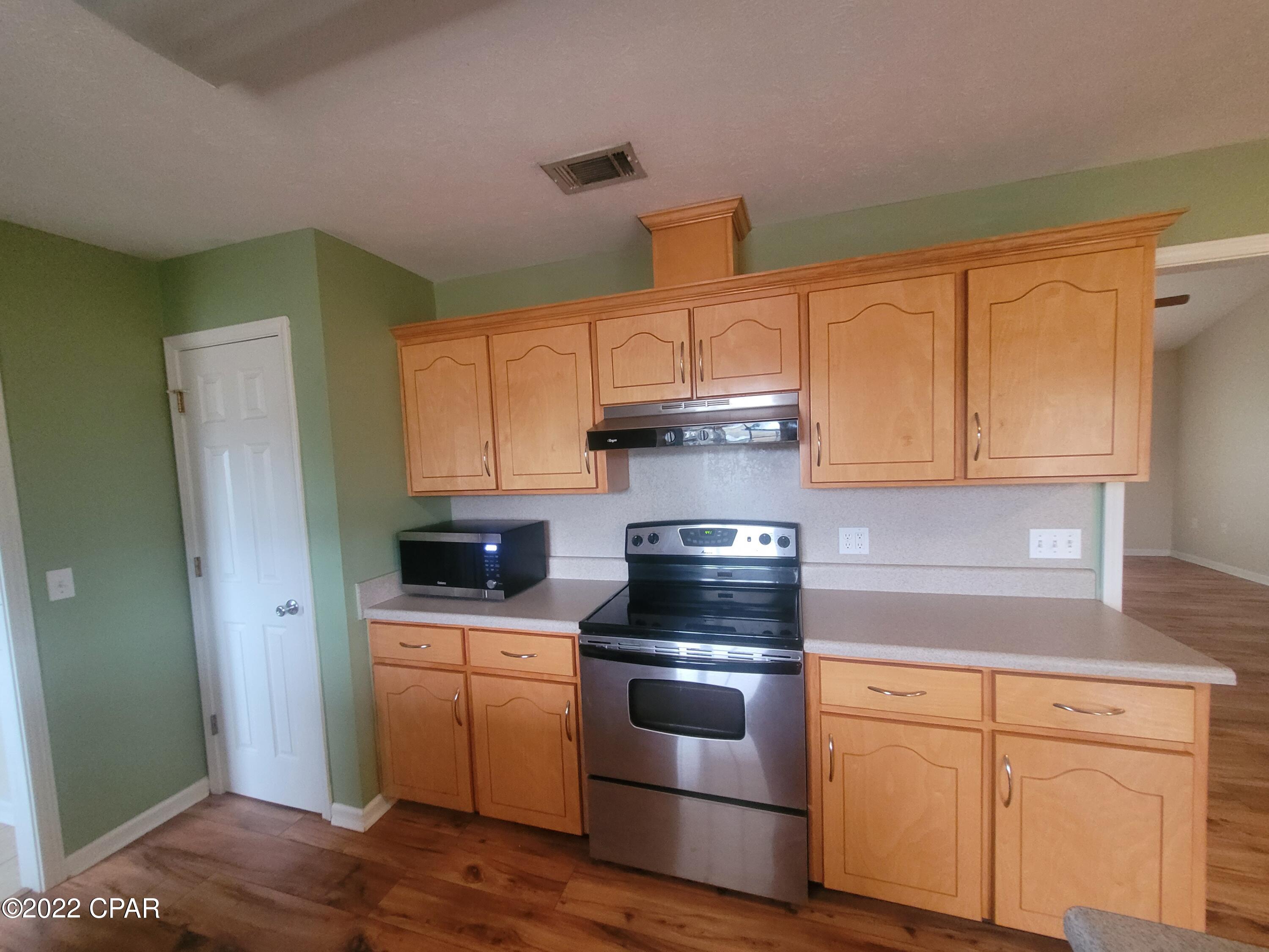 1980 Clayton Road Chipley, FL 32428 - Photo 5 of 18