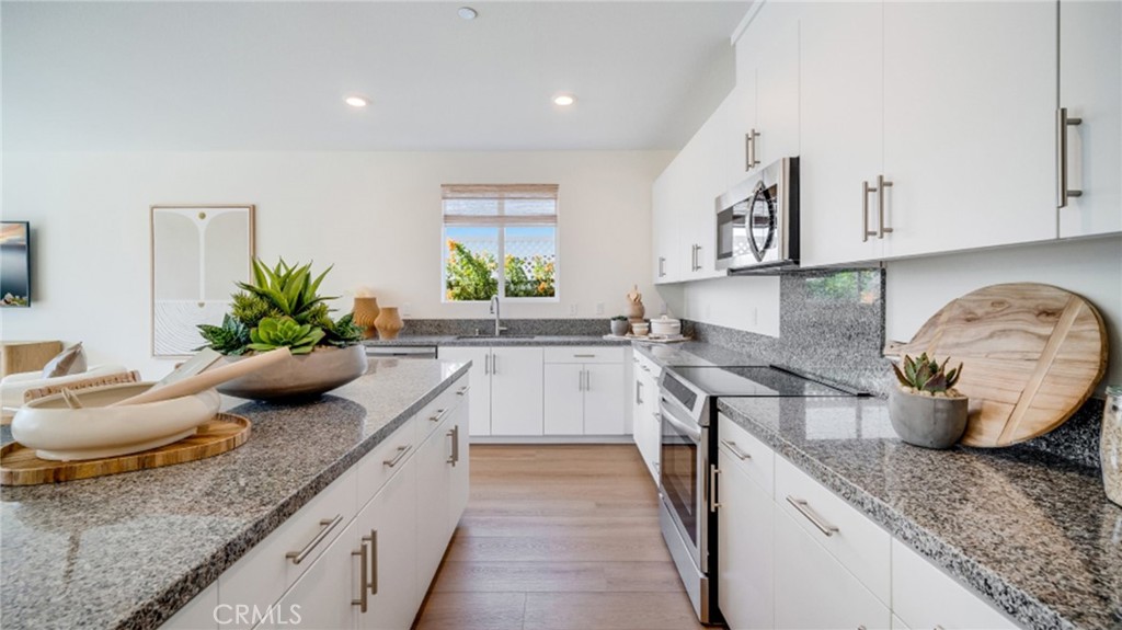 366 Deer Lane Way Perris, CA 92570 - Photo 2 of 18 Residence 2 Model - not homesite