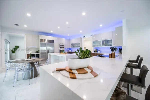 $33,995 | 7125 Los Pinos Boulevard, Coral Gables, FL 33143