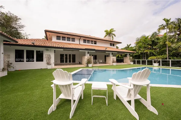 $33,995 | 7125 Los Pinos Boulevard, Coral Gables, FL 33143