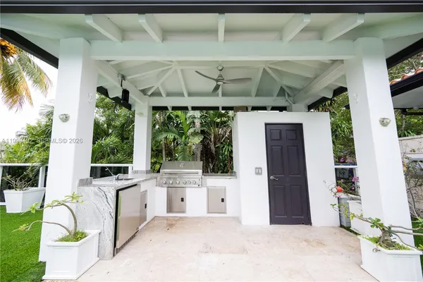 $33,995 | 7125 Los Pinos Boulevard, Coral Gables, FL 33143