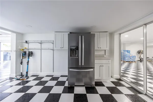 $33,995 | 7125 Los Pinos Boulevard, Coral Gables, FL 33143