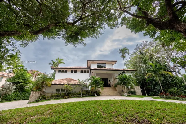 $33,995 | 7125 Los Pinos Boulevard, Coral Gables, FL 33143
