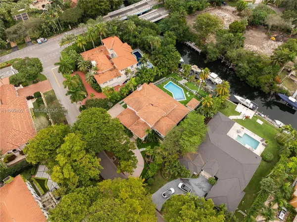 $33,995 | 7125 Los Pinos Boulevard, Coral Gables, FL 33143