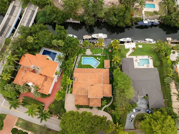 $33,995 | 7125 Los Pinos Boulevard, Coral Gables, FL 33143