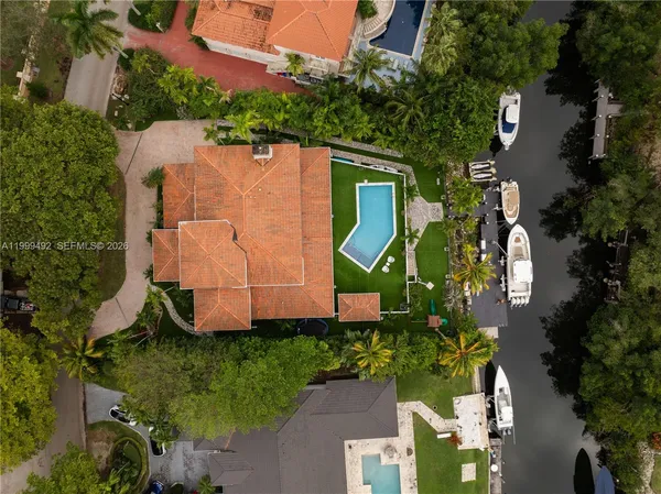 $33,995 | 7125 Los Pinos Boulevard, Coral Gables, FL 33143