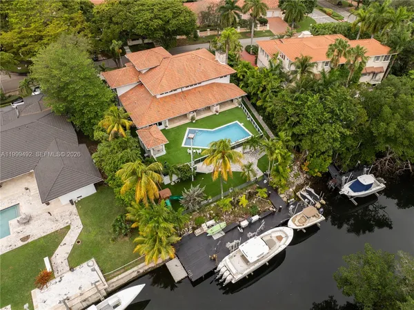 $33,995 | 7125 Los Pinos Boulevard, Coral Gables, FL 33143