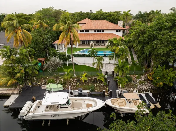 $33,995 | 7125 Los Pinos Boulevard, Coral Gables, FL 33143