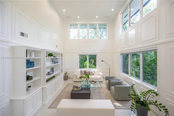 $33,995 | 7125 Los Pinos Boulevard, Coral Gables, FL 33143