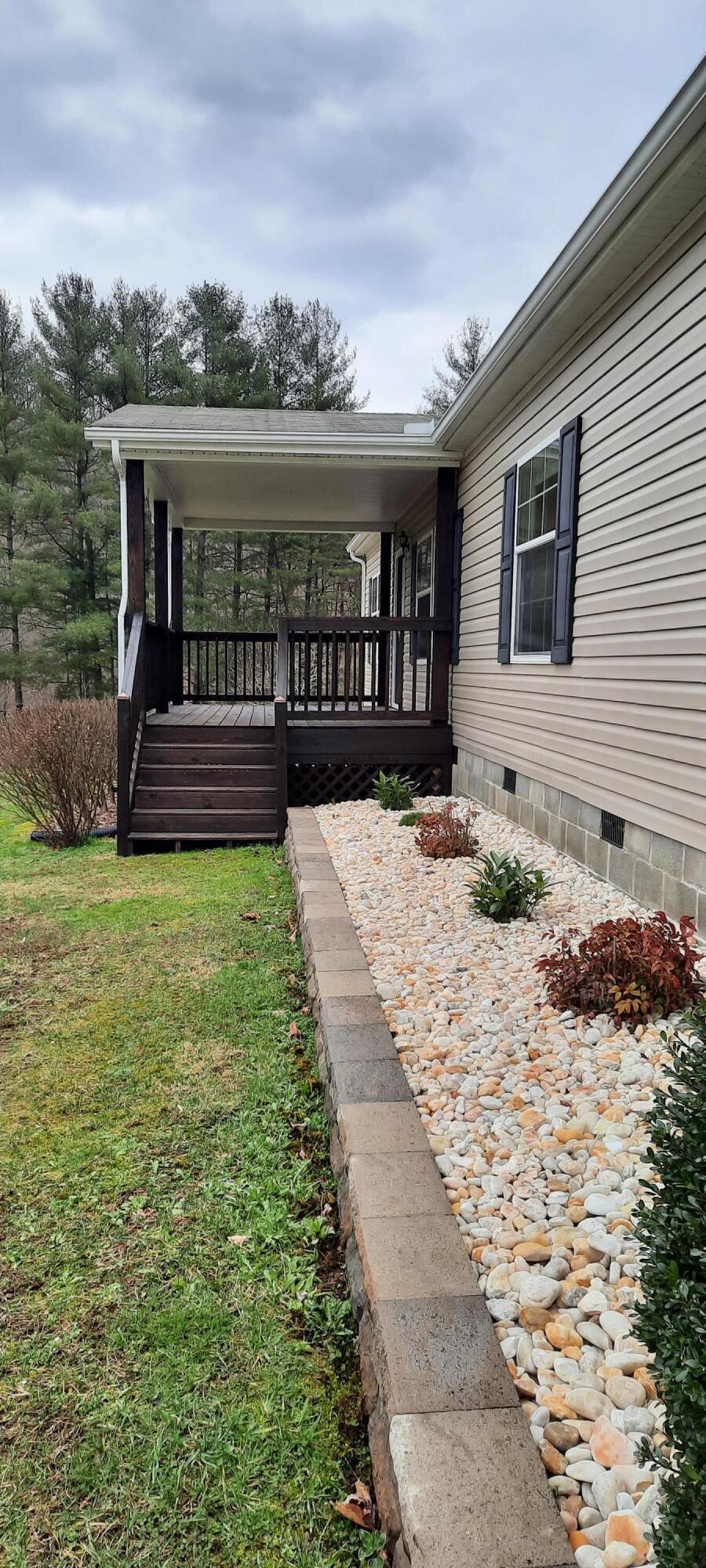 2135 Urban Creek Road Manchester, KY 40962 - Photo 55 of 81 20240227_135349