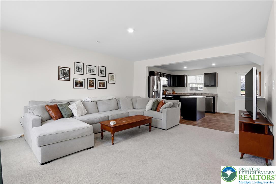 1929 Alex Road Easton, PA 18040 - Photo 6 of 35