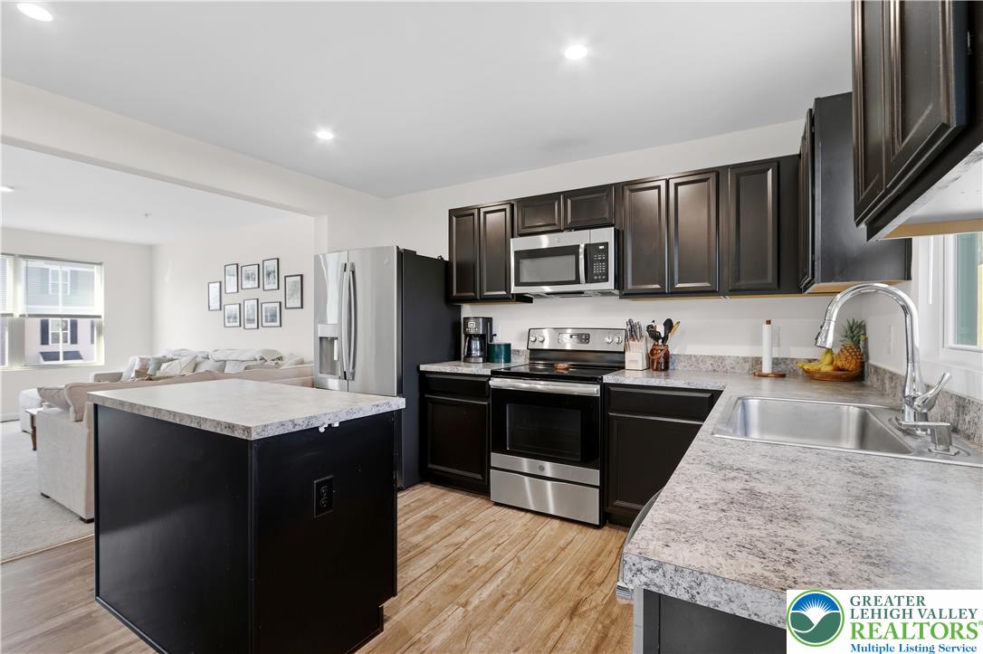 1929 Alex Road Easton, PA 18040 - Photo 8 of 35