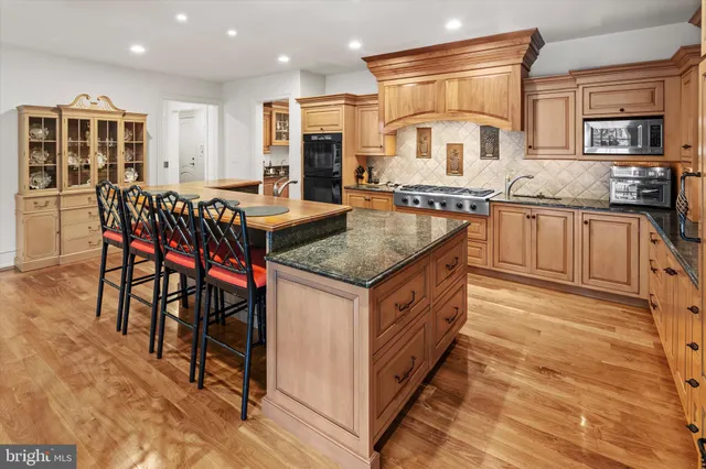 $2,695,000 | 909 North Penn Oak Road, Lower Gwynedd, PA 19002