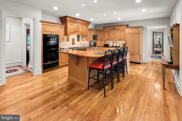 $2,695,000 | 909 North Penn Oak Road, Lower Gwynedd, PA 19002