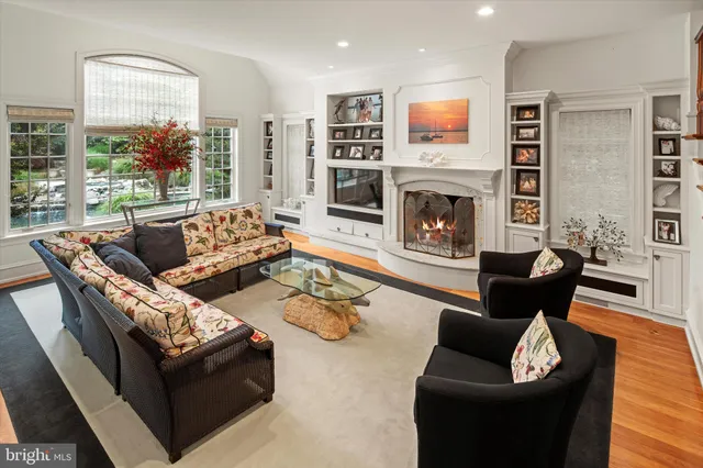 $2,695,000 | 909 North Penn Oak Road, Lower Gwynedd, PA 19002