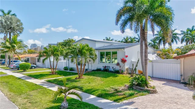 $749,000 | 1016 Northeast 4th Ct., Hallandale Beach, FL 33009